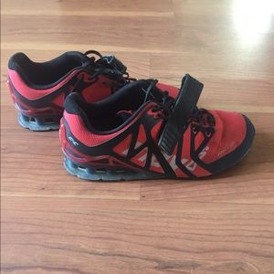 Inov8